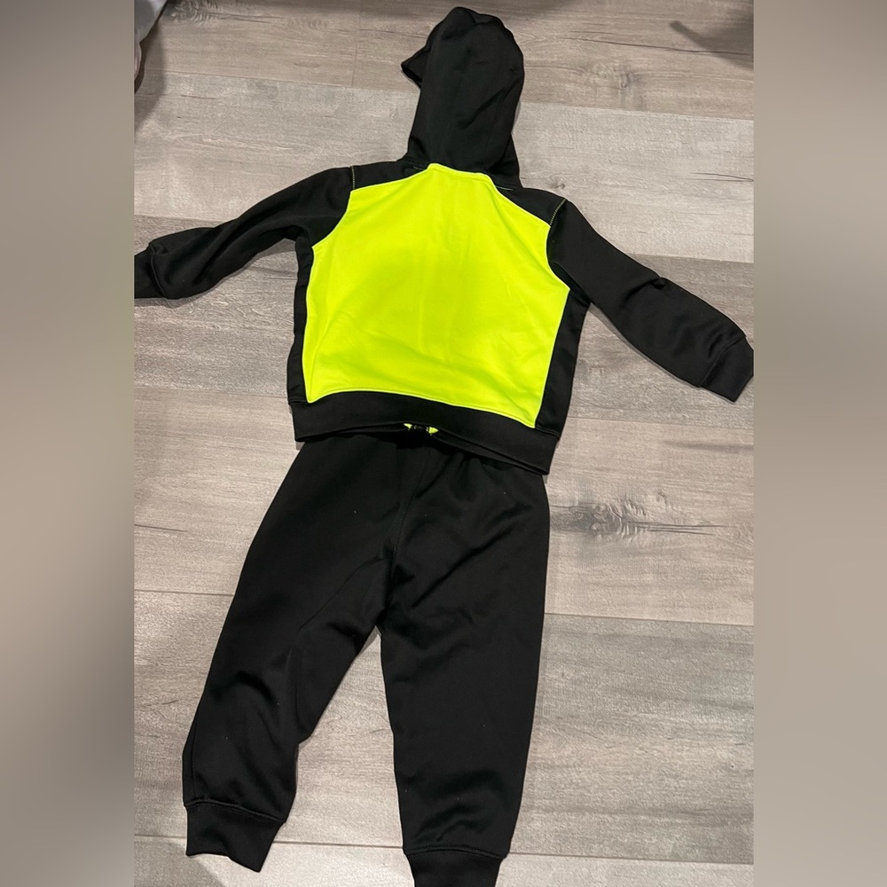 Toddler jogging suit for 18 months old
